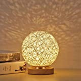 AEUWIER Lampada da tavolo in legno, lampada da notte a LED con sfera sferica in vimini lavorata a mano e ...